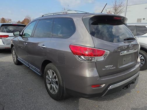 2014 Nissan Pathfinder SL