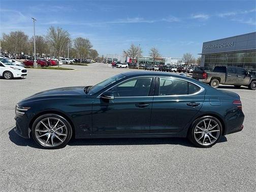 2023 Genesis G70 2.0T AWD