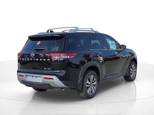 2025 Nissan Pathfinder SL 4WD