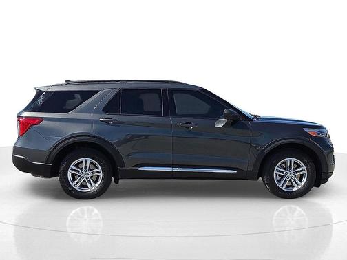 MAGNETIC METALLIC 2020 Ford Explorer XLT