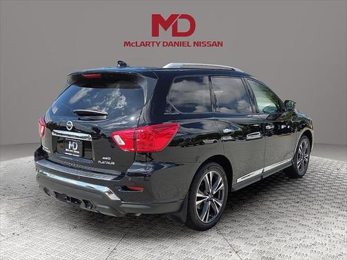2020 Nissan Pathfinder Platinum 4WD