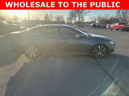 2020 Nissan Altima Platinum FWD