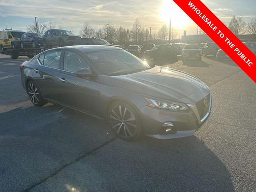 2020 Nissan Altima Platinum FWD