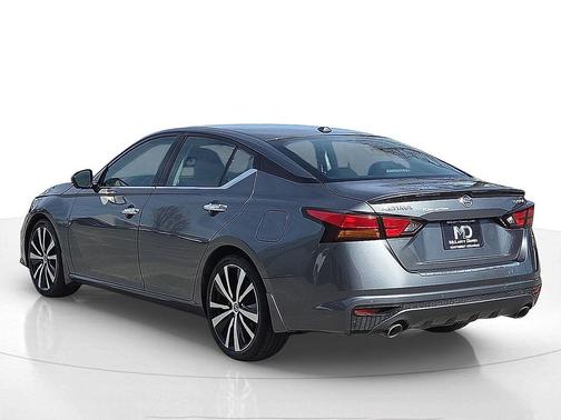 2020 Nissan Altima Platinum FWD