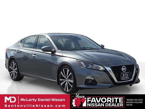 2020 Nissan Altima Platinum FWD
