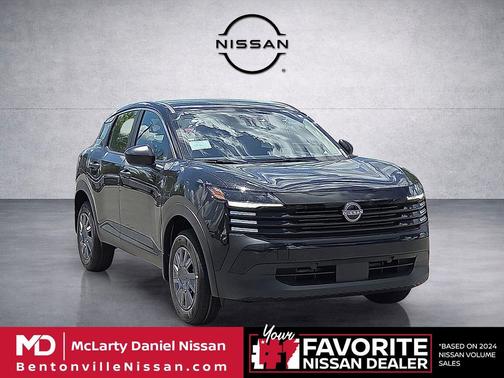Super Black 2026 Nissan Kicks S