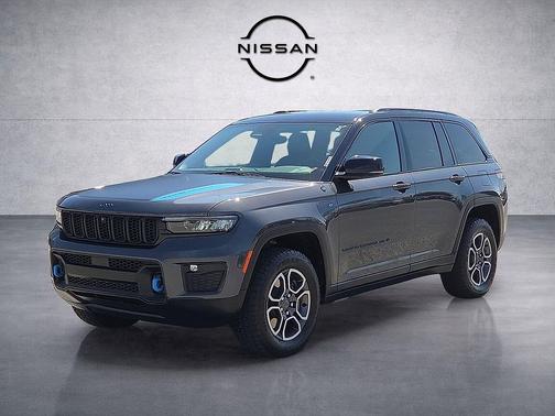 Baltic Gray Metallic Clearcoat 2022 Jeep Grand Cherokee 4xe Trailhawk