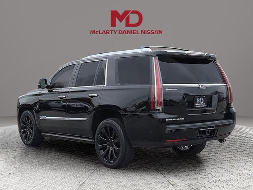 2017 Cadillac Escalade Platinum