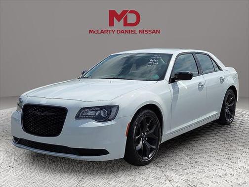 2021 Chrysler 300 Touring