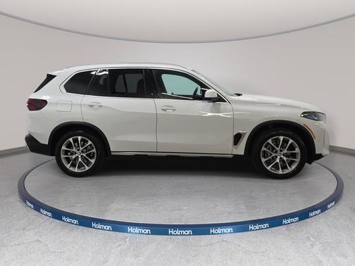 Alpine White 2026 BMW X5 xDrive40i