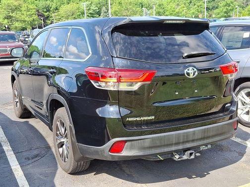 2018 Toyota Highlander LE