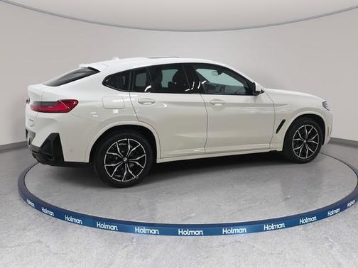 2024 BMW X4 xDrive30i