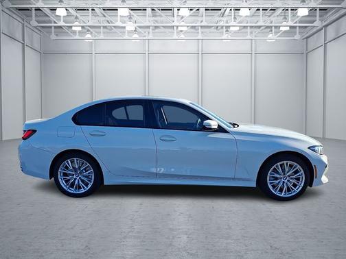 2023 BMW 330 330i xDrive