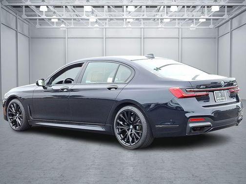 2022 BMW 740 740i xDrive