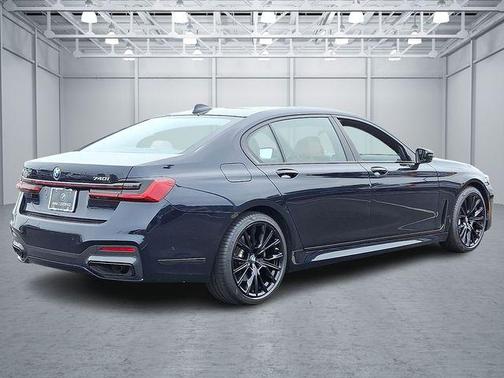 2022 BMW 740 740i xDrive