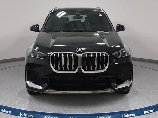 Black Sapphire Metallic 2025 BMW X1 xDrive28i