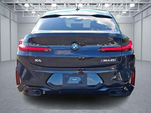 2023 BMW X4 M40i
