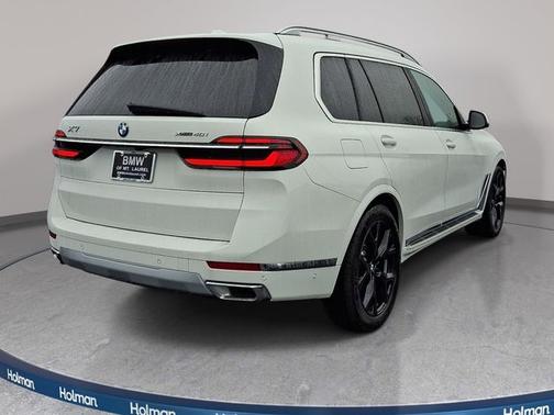Alpine White 2026 BMW X7 xDrive40i