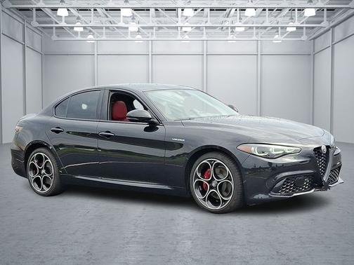 2024 Alfa Romeo Giulia Veloce