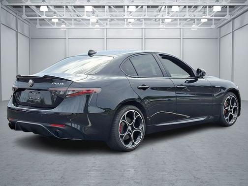 2024 Alfa Romeo Giulia Veloce