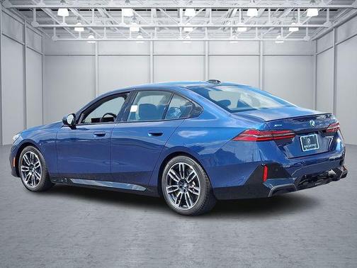 2025 BMW 530 530i xDrive