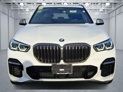 2023 BMW X5 M50i
