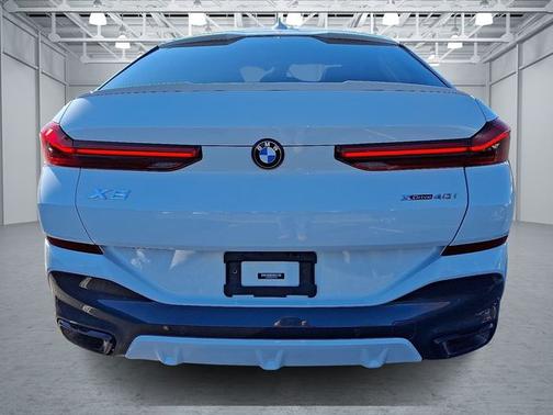 2023 BMW X6 xDrive40i