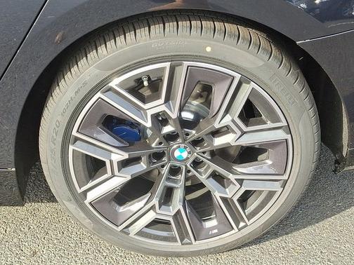 2026 BMW 530 530i xDrive