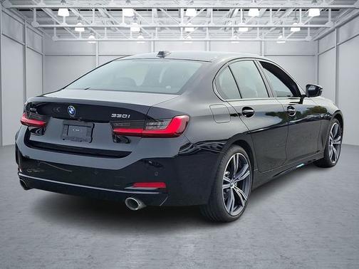 2023 BMW 330 330i xDrive
