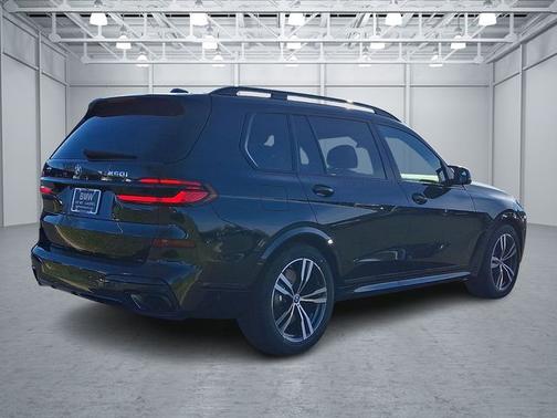2026 BMW X7 M60i