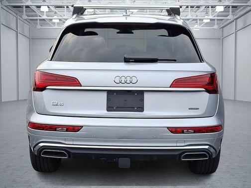 2023 Audi Q5 45 S line Premium