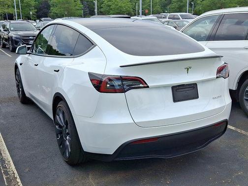 2025 Tesla Model Y Performance