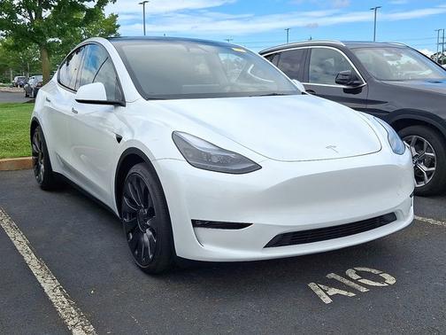 2025 Tesla Model Y Performance