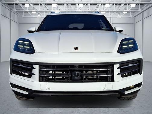 2025 Porsche Cayenne Base