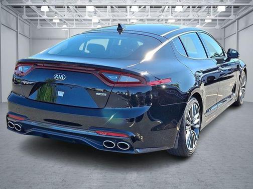 2019 Kia Stinger Base