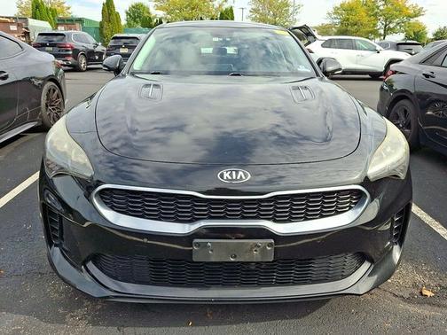 2019 Kia Stinger Base