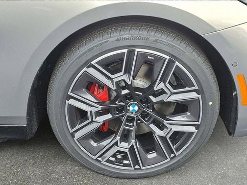 2026 BMW 530 530i xDrive