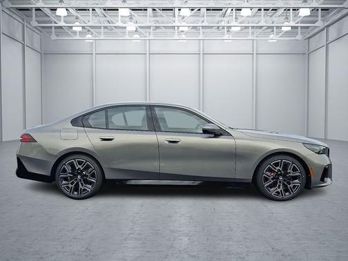 2026 BMW 530 530i xDrive