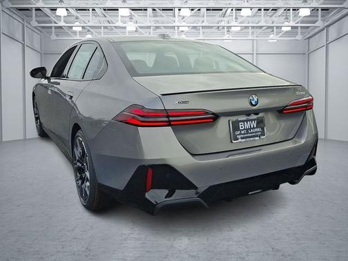 2026 BMW 530 530i xDrive