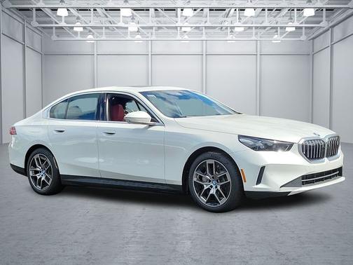 2025 BMW i5 xDrive40