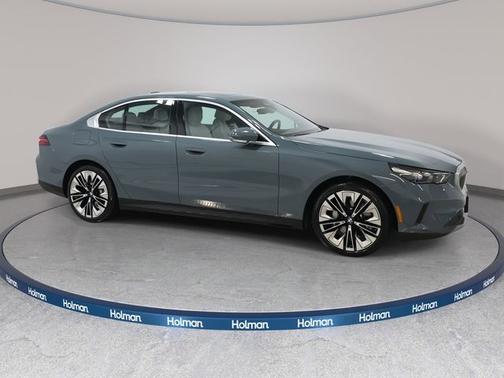 2025 BMW 530 530i xDrive