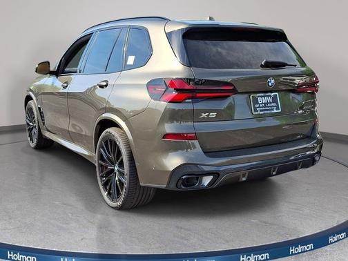 Manhattan Green Metallic 2026 BMW X5 xDrive40i