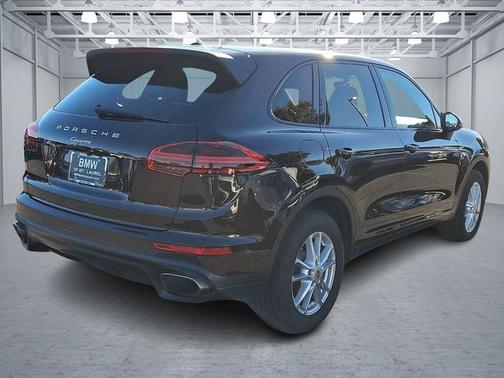 2016 Porsche Cayenne Base