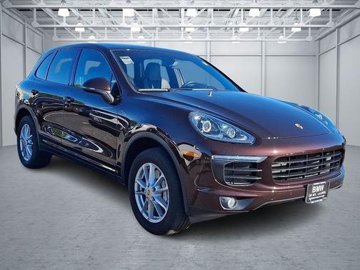 2016 Porsche Cayenne Base