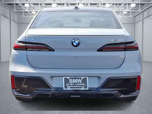2025 BMW i7 xDrive60