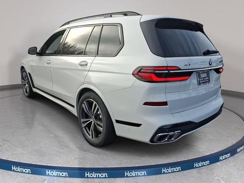 2026 BMW X7 M60i
