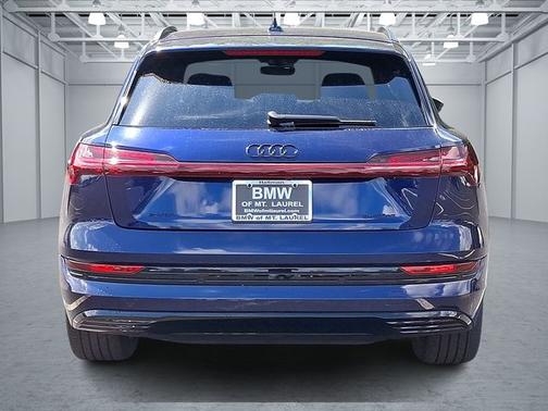 2022 Audi e-tron Premium