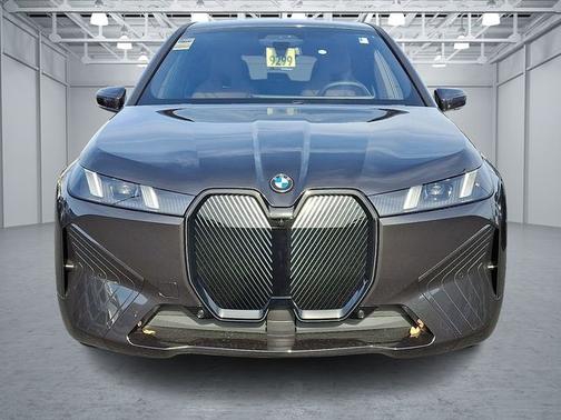 2026 BMW iX xDrive45
