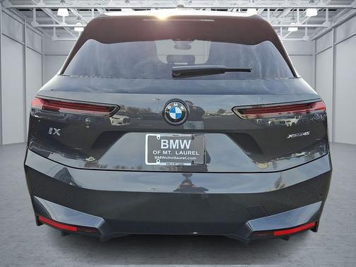 2026 BMW iX xDrive45