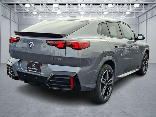2025 BMW X2 xDrive28i